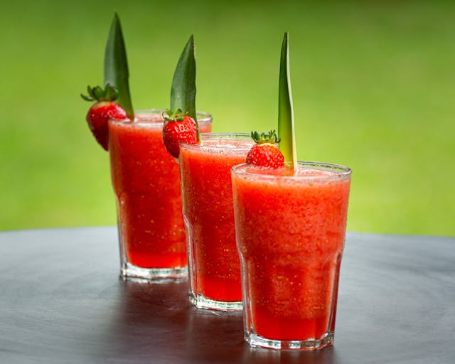 kombinasi jus stroberi